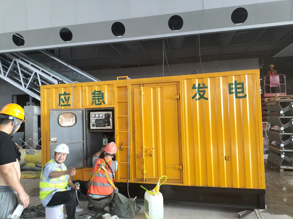 应城怎样判断空气滤清器是否需要更换？